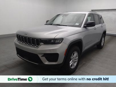 Used 2023 Jeep Grand Cherokee Laredo