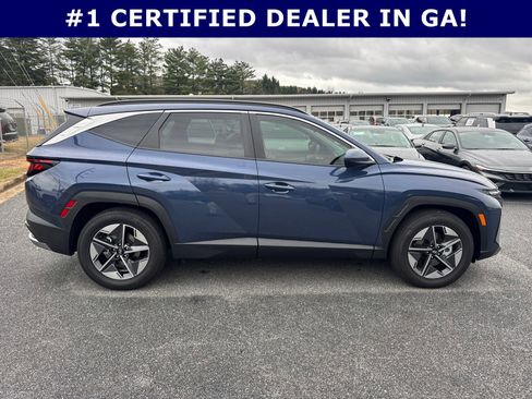 Certified 2025 Hyundai Tucson SEL image 8