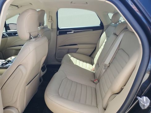 Used 2014 Ford Fusion SE w/ Equipment Group 202A image 13