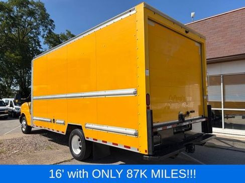 Used 2021 GMC Savana 3500 Extended w/ Power Convenience Package RWD image 7