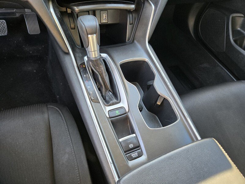 Used 2019 Honda Accord LX image 23