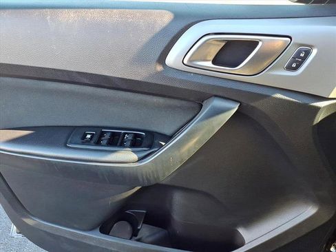 Used 2019 Ford Ranger XLT w/ FX4 Off-Road Package image 12