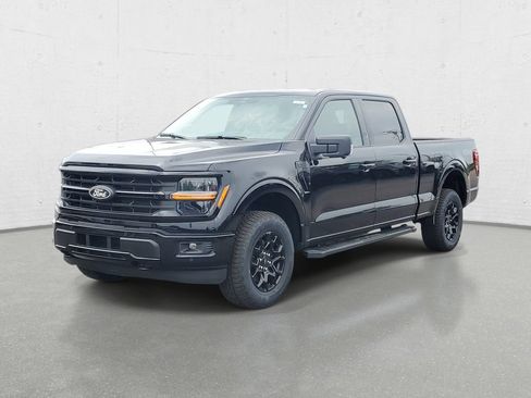 New 2026 Ford F150 XLT w/ Equipment Group 302A MID AWD/4WD image 4