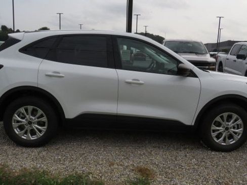 New 2025 Ford Escape Active image 9