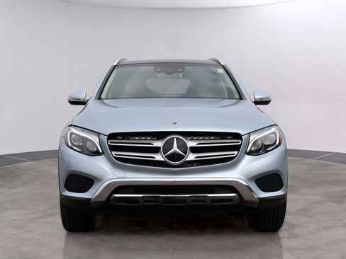 Used 2018 Mercedes-Benz GLC 300 4MATIC image 2