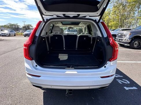 Used 2021 Volvo XC90 T5 Momentum w/ Protection Package AWD/4WD image 15