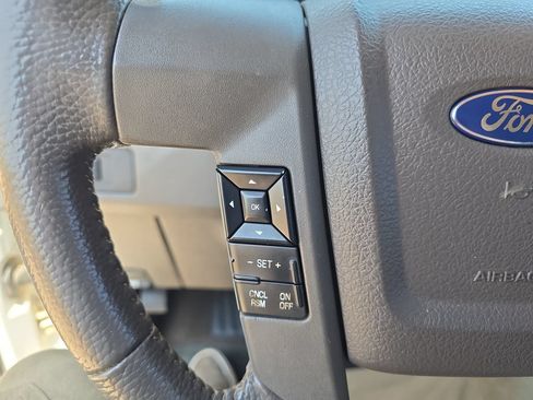 Used 2011 Ford F150 XLT w/ XLT Chrome Pkg AWD/4WD image 16
