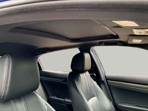 Used 2019 Honda Civic Sport Touring image 14