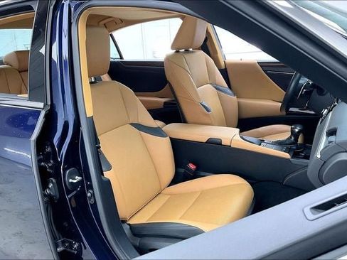 Used 2022 Lexus ES 350 w/ Premium Package FWD image 7