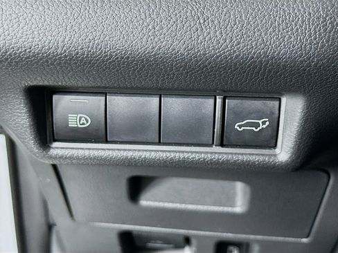 Used 2025 Toyota Grand Highlander FWD image 16