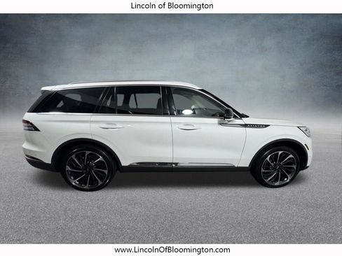 Used 2020 Lincoln Aviator Reserve w/ Equipment Group 202A AWD/4WD image 9