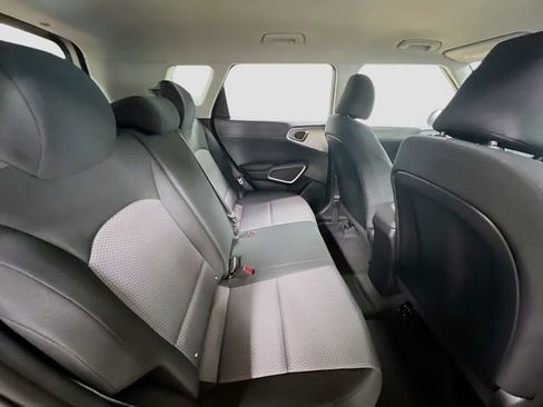 Certified 2025 Kia Soul LX image 25