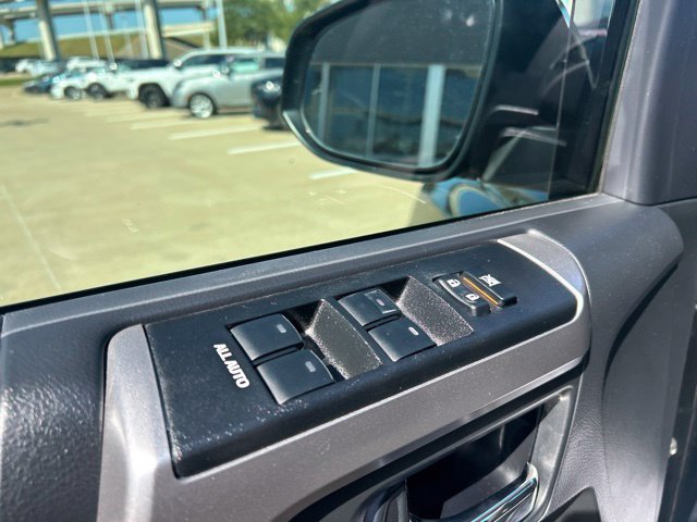 Used 2022 Toyota 4Runner SR5 Premium w/ Moonroof Package AWD/4WD image 16