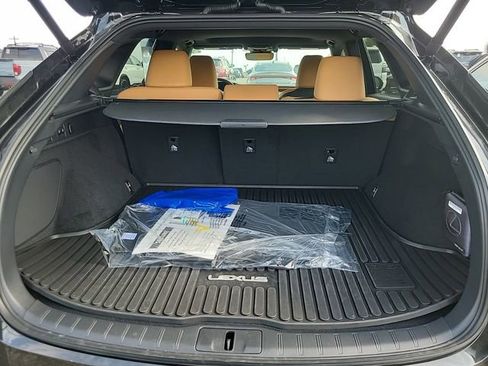 Used 2025 Lexus RX 350h w/ Accessory Package image 13
