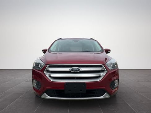 Used 2017 Ford Escape Titanium image 1