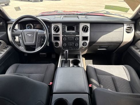 Certified 2017 Ford Expedition EL XLT RWD image 5