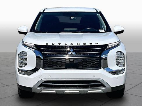 Used 2022 Mitsubishi Outlander SE FWD image 4