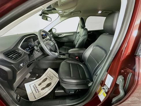 Certified 2021 Ford Escape SEL FWD image 27