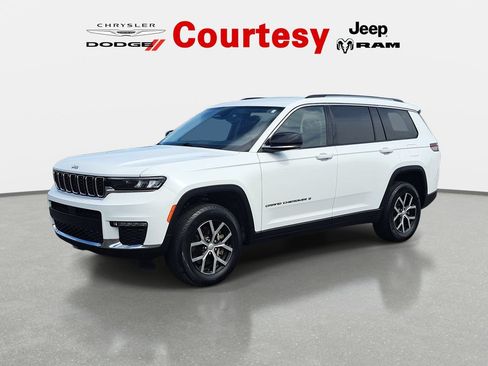 Certified 2023 Jeep Grand Cherokee L Limited AWD/4WD image 7