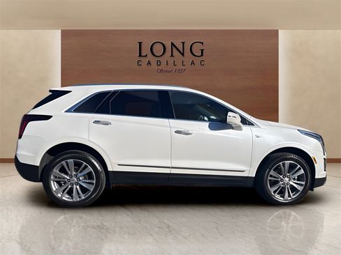 Used 2025 Cadillac XT5 Premium Luxury image 6