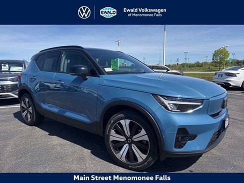 Used 2023 Volvo XC40 Recharge Plus AWD/4WD image 1