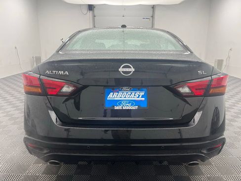 Used 2024 Nissan Altima 2.5 SL image 10