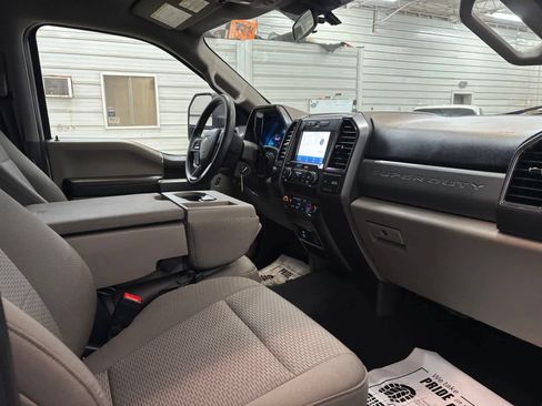 Used 2021 Ford F250 XLT w/ Camper Package AWD/4WD image 27