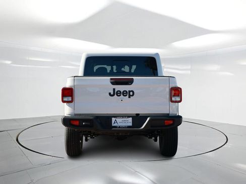 New 2026 Jeep Gladiator Sport image 3