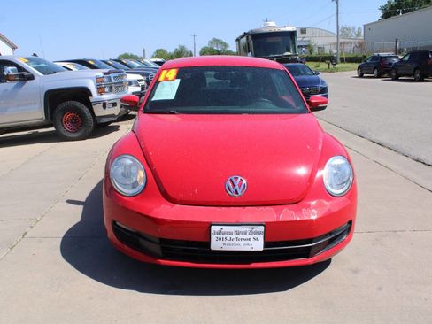 Used 2014 Volkswagen Beetle 2.5 FWD image 2