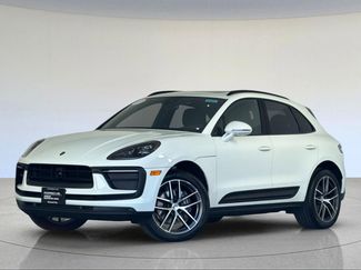 Certified 2025 Porsche Macan video 1