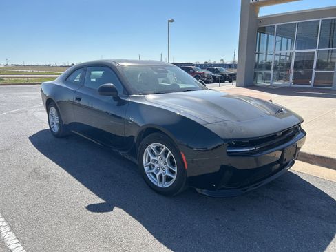 Used 2025 Dodge Charger R/T w/ Quick Order Package 25M R/T image 3