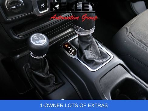 Used 2021 Jeep Wrangler Sport AWD/4WD image 20