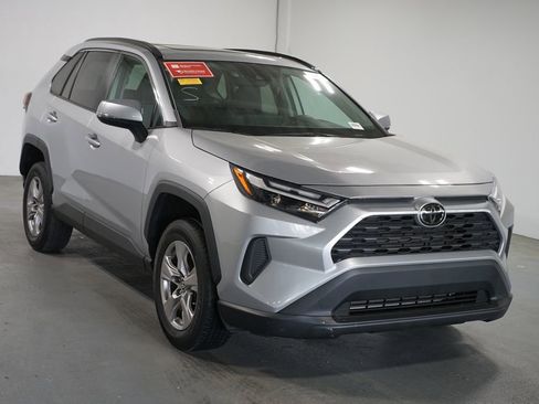 Used 2023 Toyota RAV4 XLE w/ Convenience Package image 3