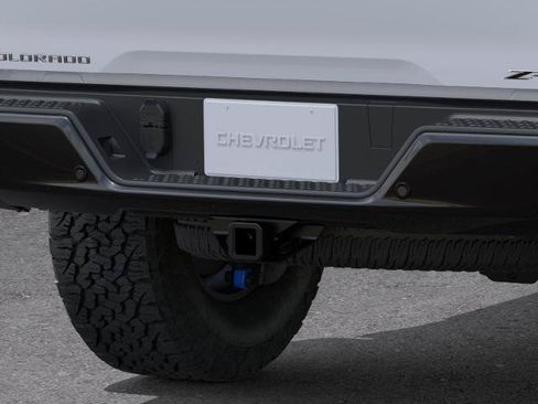 New 2026 Chevrolet Colorado ZR2 w/ Technology Package AWD/4WD image 14