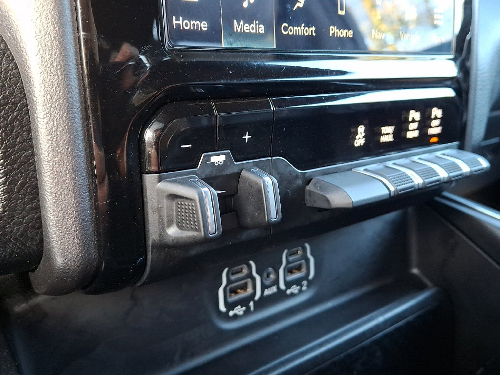 Used 2022 RAM 1500 Laramie w/ Sport Appearance Package AWD/4WD image 26