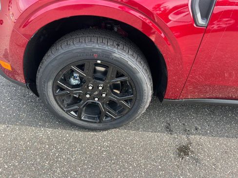 New 2025 Ford Maverick XLT w/ XLT Luxury Package image 24