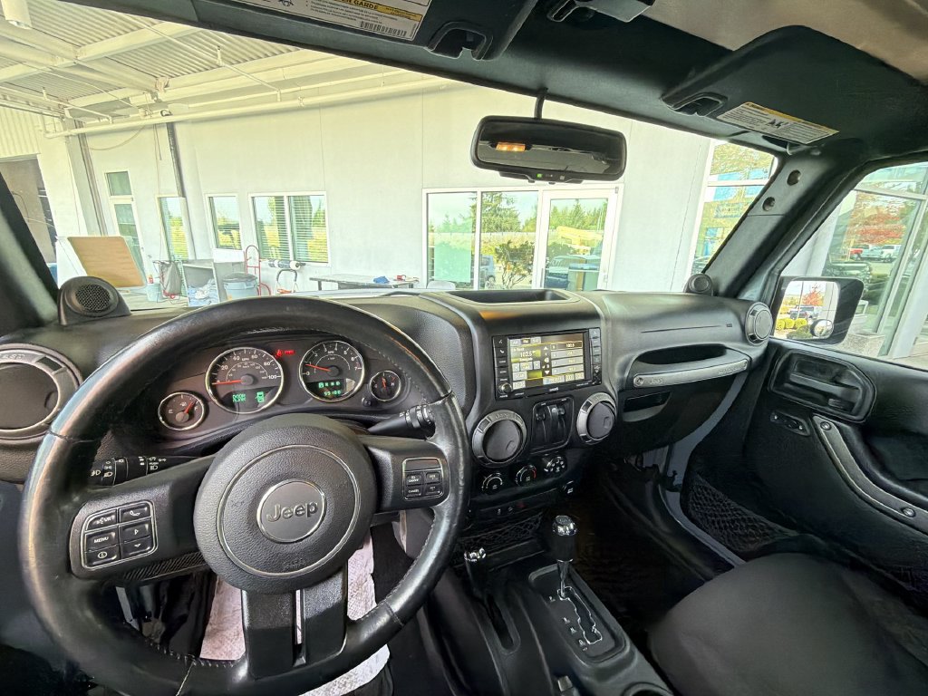 Used 2014 Jeep Wrangler Sport AWD/4WD image 18