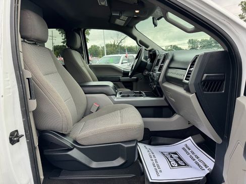 Used 2017 Ford F250 XLT AWD/4WD image 18