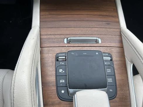 Used 2022 Mercedes-Benz GLE 350 4MATIC image 11