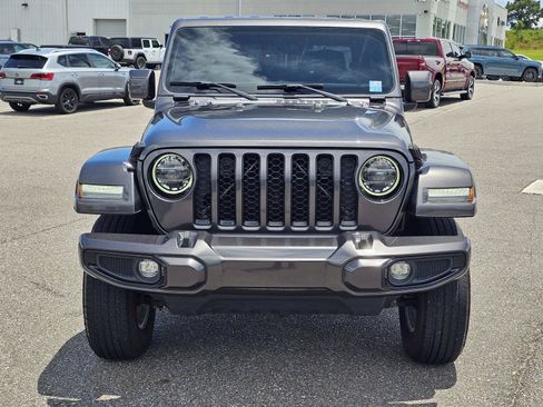 Used 2021 Jeep Gladiator Overland AWD/4WD image 2