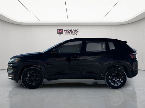 New 2026 Jeep Compass Latitude AWD/4WD image 4
