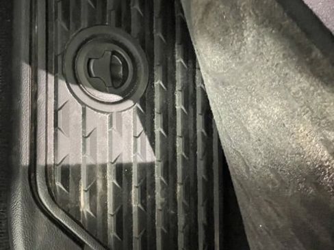 Used 2025 RAM 1500 Laramie image 13