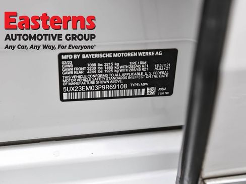 Used 2023 BMW X7 xDrive40i w/ Executive Package image 38