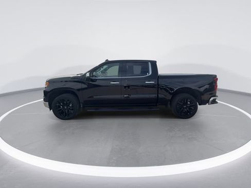 Used 2024 Chevrolet Silverado 1500 LTZ AWD/4WD image 5