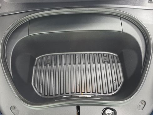 Used 2024 Tesla Model 3 Long Range RWD image 18
