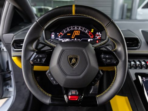 Used 2023 Lamborghini Huracan Tecnica image 34