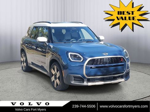 Used 2025 MINI Cooper Countryman S w/ Comfort Package Max image 1