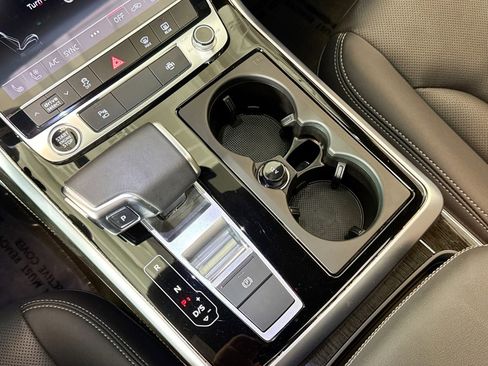Used 2025 Audi Q7 3.0T Premium Plus w/ Premium Plus Package image 15