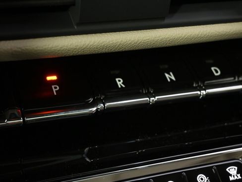 New 2026 Lincoln Corsair Reserve image 28