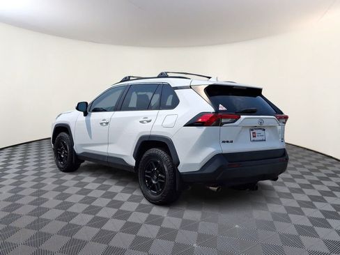 Certified 2019 Toyota RAV4 LE AWD/4WD image 7